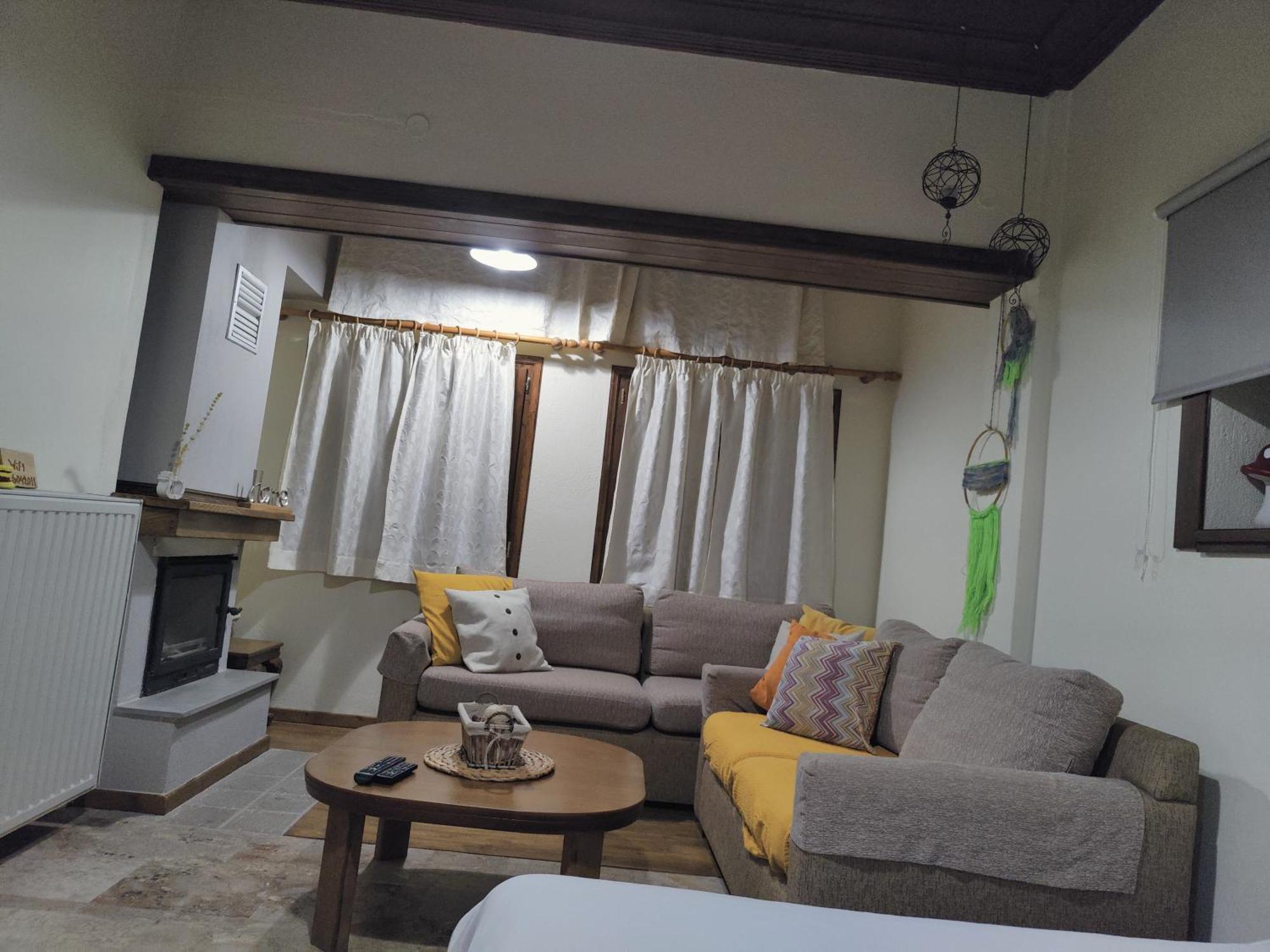 Guesthouse Theodorou Elati  Exterior photo